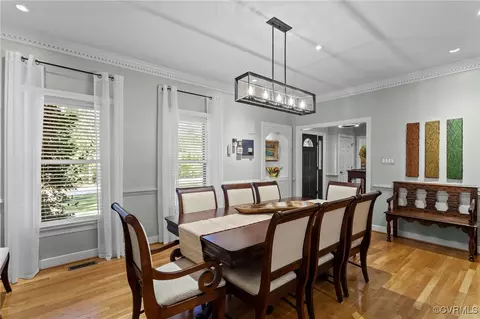 Dining - 2951 Summerhurst Dr, Midlothian, VA 23113 photo 4 of 4