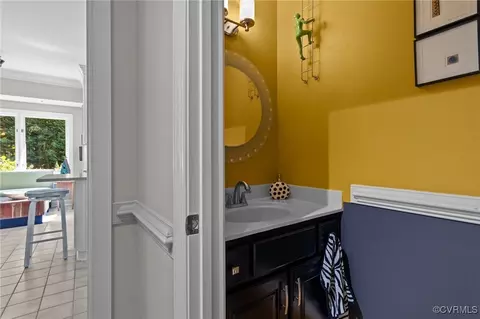 Bath - 2951 Summerhurst Dr, Midlothian, VA 23113 photo 1 of 5