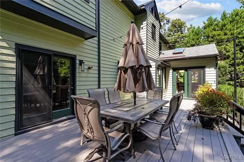 Exterior - 2951 Summerhurst Dr, Midlothian, VA 23113 photo 3 of 11