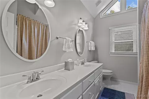 Bath - 2951 Summerhurst Dr, Midlothian, VA 23113 photo 4 of 5