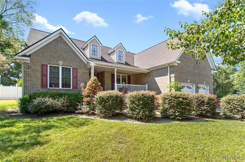 8070 Sussex Rd, Mechanicsville, VA 23111