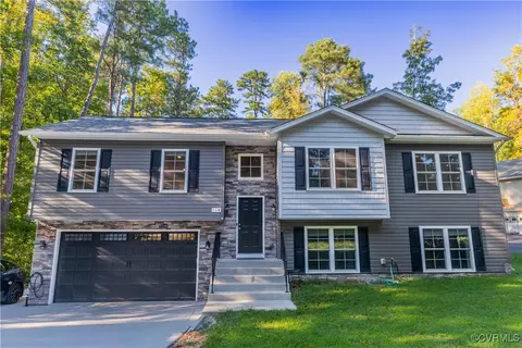 114 John Paul Jones Dr, Ruther Glen, VA 22546