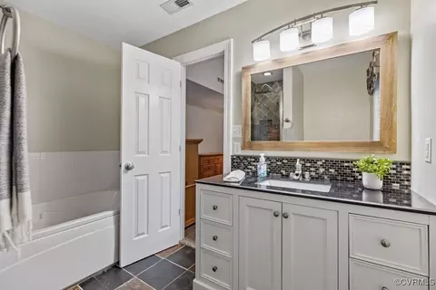 Bath - 3105 Mill Trace Ln, Sandy Hook, VA 23153 photo 4 of 4