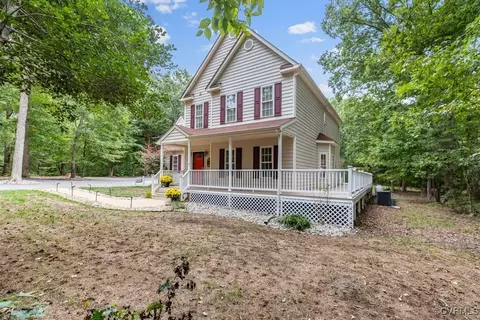 Exterior - 3105 Mill Trace Ln, Sandy Hook, VA 23153 photo 4 of 17