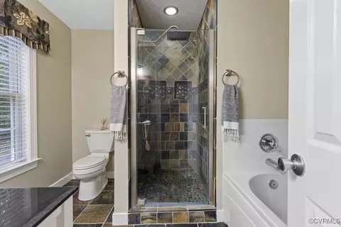 Bath - 3105 Mill Trace Ln, Sandy Hook, VA 23153 photo 3 of 4
