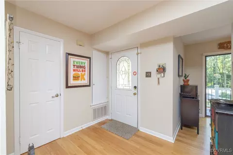 4904 Long Shadow Ter, Midlothian, VA 23112 photo 5