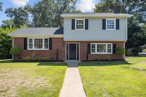 2075 Woodmont Dr, North Chesterfield, VA 23235