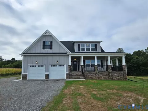 18511 Willoughby Heights Ln, Rockville, VA 23146