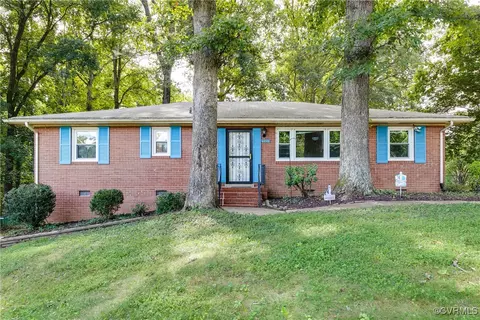 6711 Caribbean Ln, Chesterfield, VA 23832