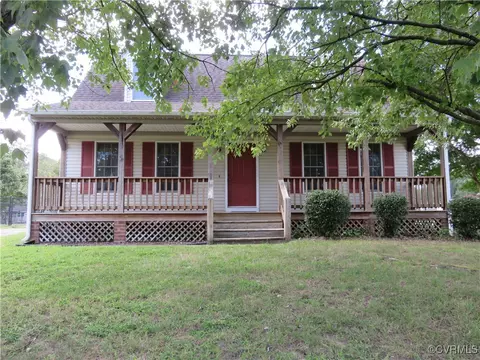 7061 Claybird Ln, Mechanicsville, VA 23111