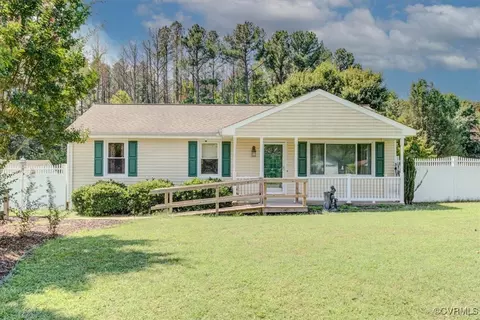 15012 Rowlett Rd, Chesterfield, VA 23838