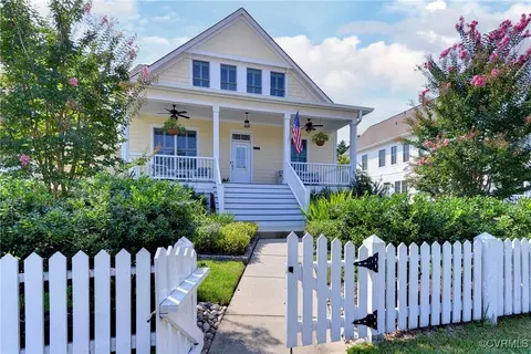 316 Page St, Williamsburg, VA 23185