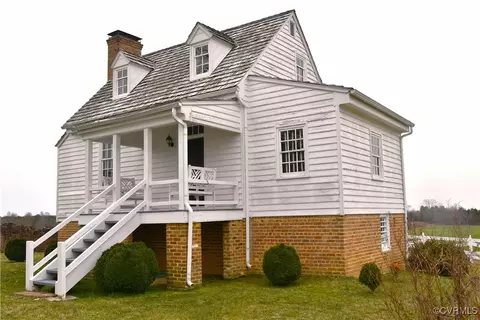 22329 Old Stage Rd, Milford, VA 22514