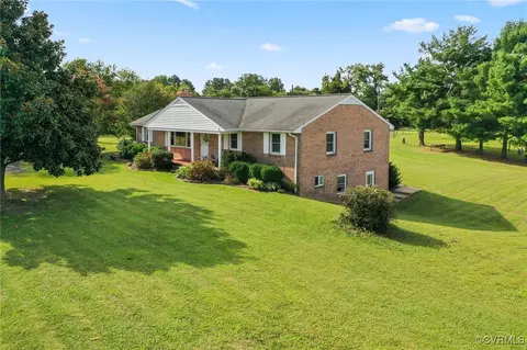 876 Totuskey Church Rd, Warsaw, VA 22572