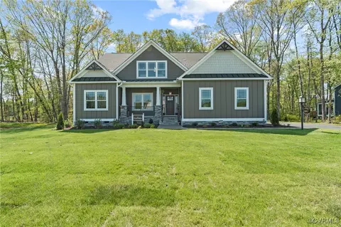 8047 Cabernet Ln, Mechanicsville, VA 23116