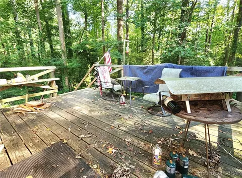 7588 Ware Neck Rd, Gloucester, VA 23061 photo 15