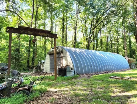 7588 Ware Neck Rd, Gloucester, VA 23061 photo 8