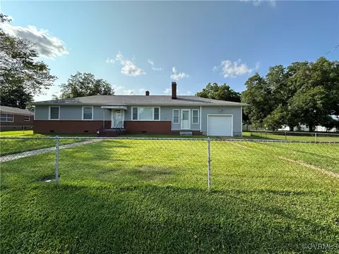 3415 Virginia St, Hopewell, VA 23860