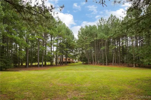 Exterior - 10044 Amber Dr, Sutherland, VA 23885 photo 7 of 8