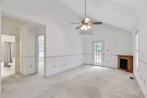 Living - 10044 Amber Dr, Sutherland, VA 23885 photo 2 of 4