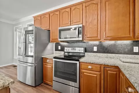 5519 Foxvale Ct, Midlothian, VA 23112 photo 17