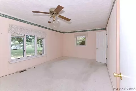 3055 Mill Point Rd, Hayes, VA 23072 photo 24