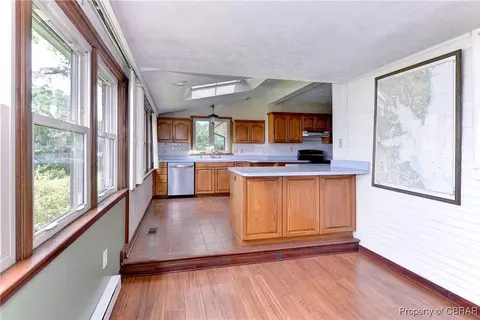 3055 Mill Point Rd, Hayes, VA 23072 photo 16