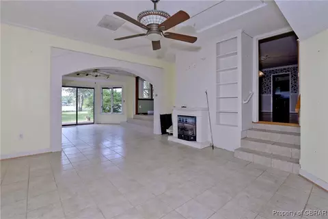 3055 Mill Point Rd, Hayes, VA 23072 photo 11