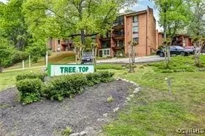 5204 Castlewood Rd, Richmond, VA 23234