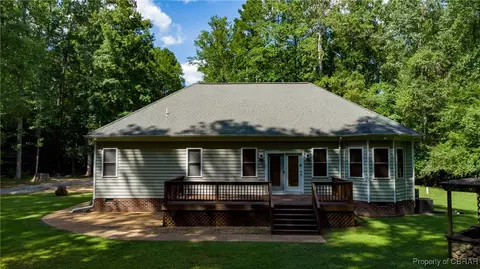 7772 Tranquil Dr, Gloucester, VA 23061 photo 2