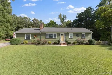 8401 Firethorne Ln, North Chesterfield, VA 23237