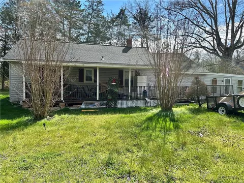 11238 Elmont Crossing Ln, Ashland, VA 23005