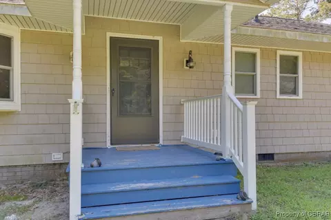 2584 Starvation Rd, Gloucester, VA 23061 photo 6