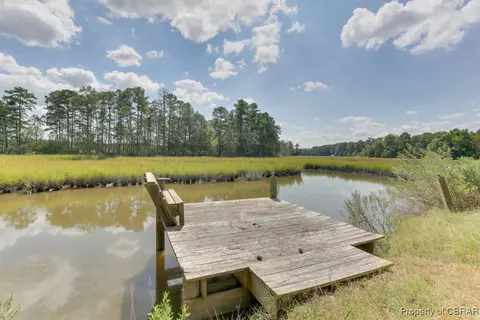 2584 Starvation Rd, Gloucester, VA 23061