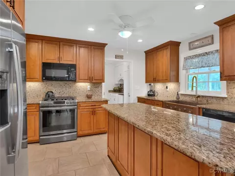 727 Eanes Rd, Kenbridge, VA 23944 photo 14