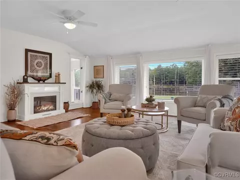 727 Eanes Rd, Kenbridge, VA 23944 photo 9