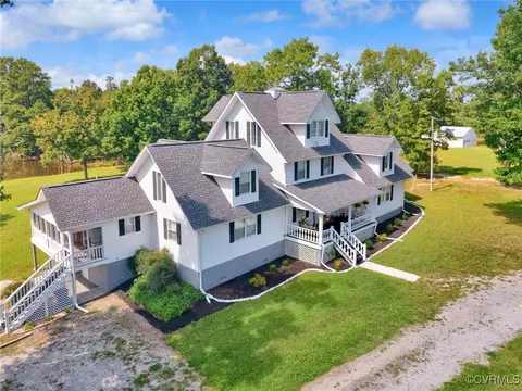 727 Eanes Rd, Kenbridge, VA 23944 photo 5