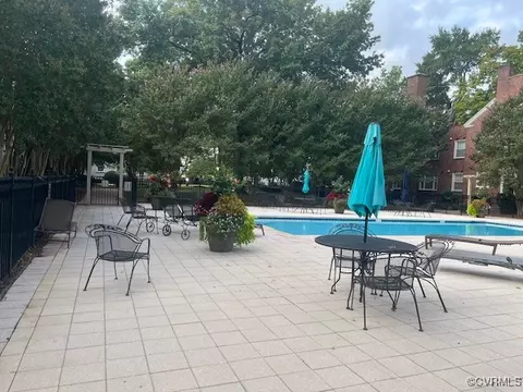 Exterior - 51 E Lock Ln, Richmond, VA 23226 photo 6 of 9