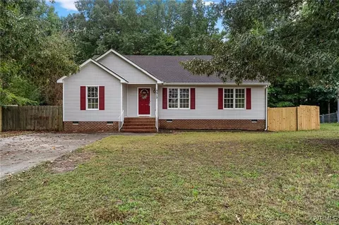 5513 Mulberry Dr, North Prince George, VA 23860
