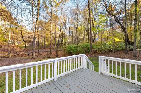 Exterior - 5909 Watch Harbour Rd, Midlothian, VA 23112 photo 3 of 6