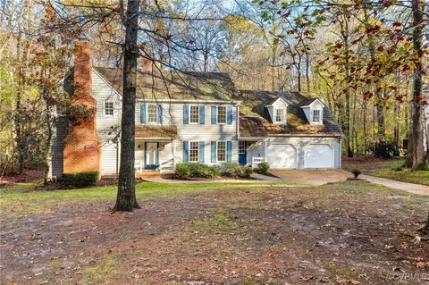 Exterior - 5909 Watch Harbour Rd, Midlothian, VA 23112 photo 1 of 6