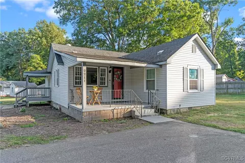 2211 Coxendale Rd, Chester, VA 23831