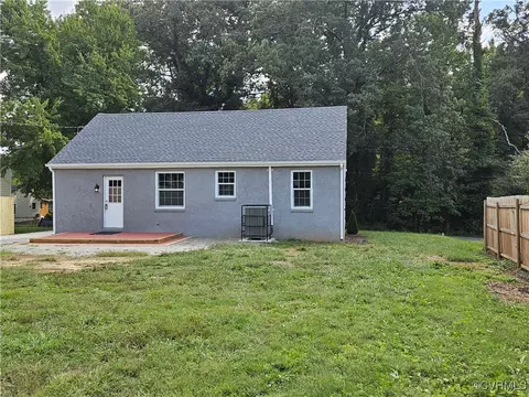 Exterior - 2940 Springview Dr, Richmond, VA 23234 photo 5 of 9