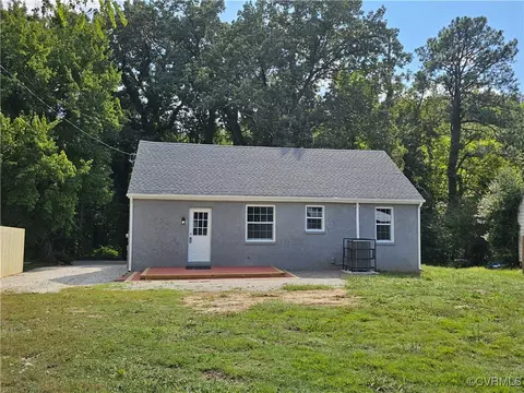 Exterior - 2940 Springview Dr, Richmond, VA 23234 photo 4 of 9