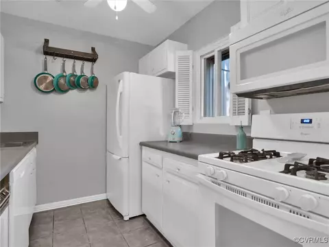 11622 E Briar Patch Dr, Midlothian, VA 23113 photo 8