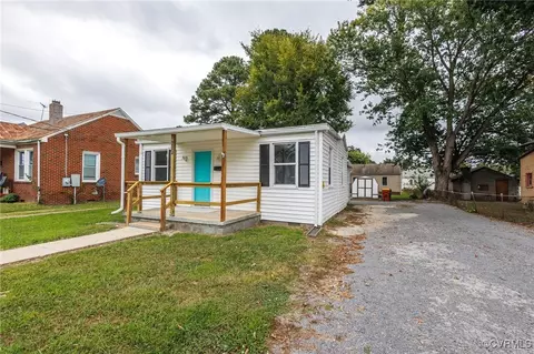 111 Elm St, Petersburg, VA 23803