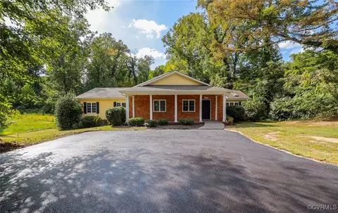 3400 E Weyburn Rd, Richmond, VA 23235