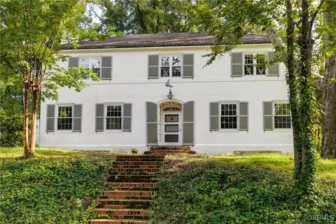 11 Tapoan Rd, Richmond, VA 23226