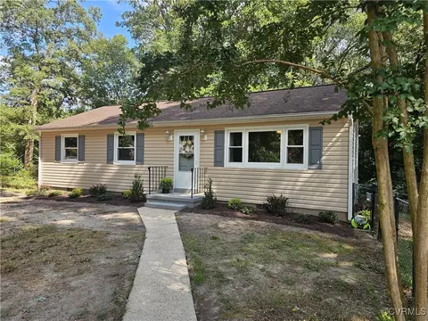 236 Hill Dr, Manquin, VA 23106