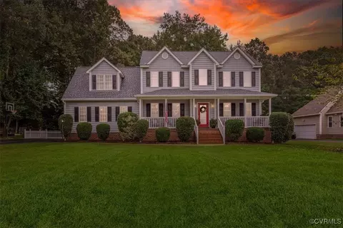 14013 Rockhaven Dr, Chester, VA 23836